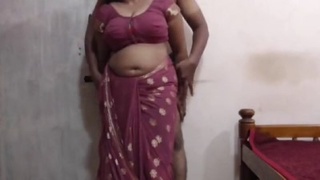 Tirupur aunty Bilajubi's erotic music video