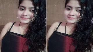 Desi girl's nude display in India's most sought-after video