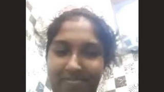 Tamil girl flaunts her body in video call