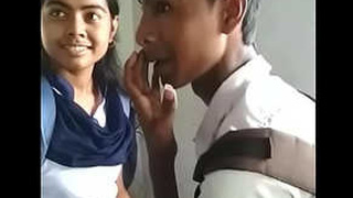 Desi college student kisses in sn video