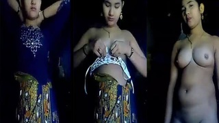 Nude MMS of a village girl from Manipur in striptease show