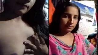 Bangla girl flaunts her breasts in a steamy video