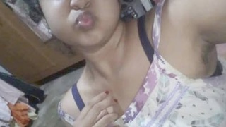 Cute Indian girl flaunts her small boobs on webcam