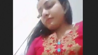 Bhabi from Punjab gets her wet pussy fucked