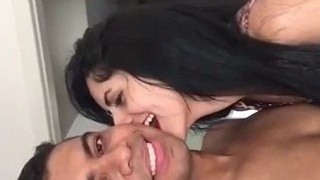 Gujju couple's steamy kissing in HD video