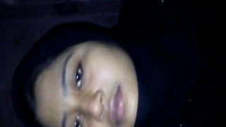 Bangladeshi Muslim GF sends MMS of herself getting fucked