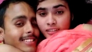 Two lovers from Dehati indulge in passionate sex in a hotel room