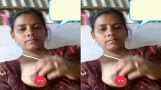 Tamil babe flaunts her big breasts on video call
