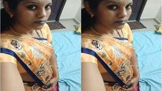 Hot Tamil bhabhi in action