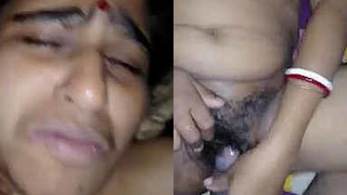 Desi housewife gets anal sex with a big cock and cums loudly