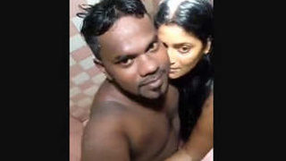 Desi couple enjoys steamy bathroom encounter