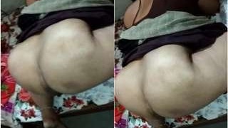 Desi wife gives a handjob to her husband's cock