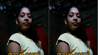 Indian girl flaunts her boobs and pussy in exclusive video