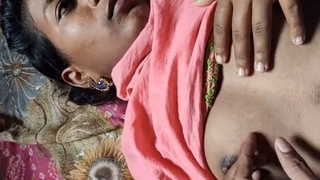 Desi sex tube video featuring a full-body cum shot