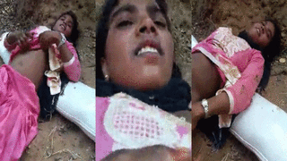 An Indian college student flaunts her attractive physique in a video