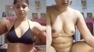 A beautiful Indian woman removes her clothes and shares pictures of her intimate areas via MMS