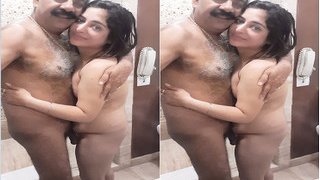 Exclusive amateur video of cute Indian girl with her boss