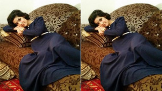 Pakistani amateur girl flaunts her nude body in a video