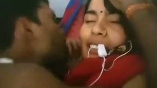 Desi aunty in sari gets fucked hard