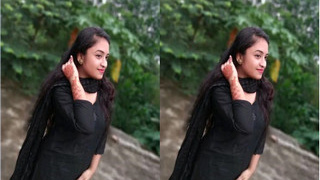 Amateur Bangla girl flaunts her big boobs and tight pussy