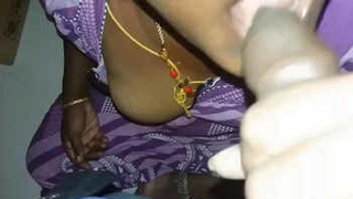 Horny Tamil bhabhi gives a hot amateur blowjob