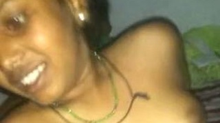 Desi girl in Muzaffarpur hospital gets naughty in Hindi video
