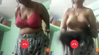 Desi bhabhi flaunts her breasts in exclusive video call part 1