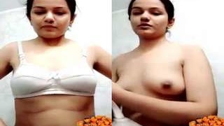 Exclusive video of a nude Indian girl showing off her body on video call