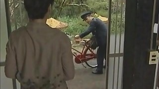 JPN postman's increment with housewife's pleasure