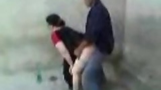 Quick outdoor run leads to public sex