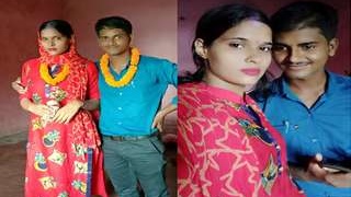 Cute girl flaunts her boobs and pussy in exclusive video