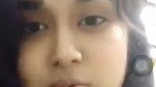 Indian girl's nude selfie goes viral