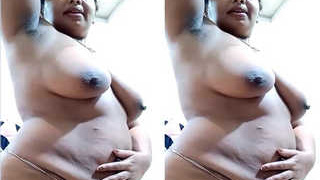Exclusive mallu bhabhi's sensual bath and dance in part 2