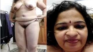 Horny bhabhi records her nude video for exclusive audience