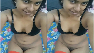 Indian beauty flaunts her big boobs and pretty pussy