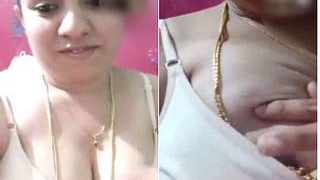 Desi aunty flaunts her boobs on video call for her lover