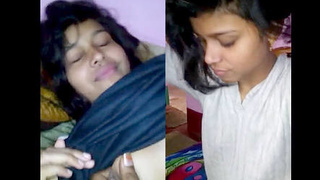 Indian girl flaunts her body to her boyfriend