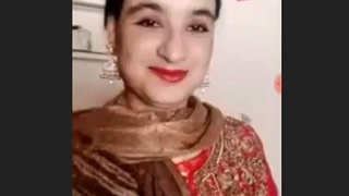 Watch Indian Bhabi's steamy sex tape