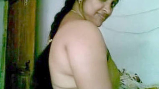 Malayali bhabhi's MMS with audio in saree gets leaked