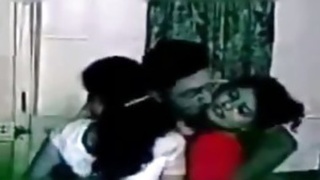 Indian amateur couple enjoys hardcore fucking in homemade sex video