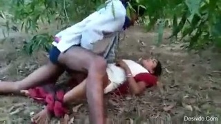 Indian porn movie featuring a Marathi bhabhi having outdoor sex