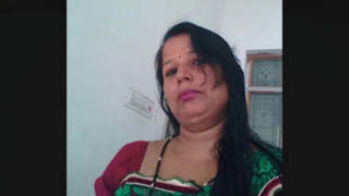 Desi bhabhi's MMS collection part 5 leaked