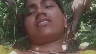 Desi nude outdoor video of Dehati Chitkul in India