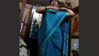 Chubby Tamil Aunty's Leaked Video a Must-See