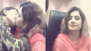 Amateur Indian lesbians kiss in exclusive video
