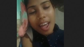Adorable Indian girl flaunts her beautiful breasts