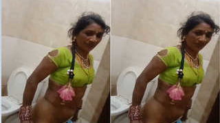 Desi Randi's exclusive paid porn video features hardcore action
