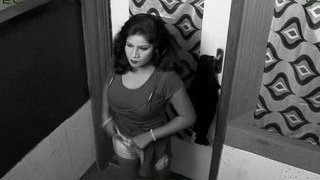 Indian college girl gets naughty in courtroom video