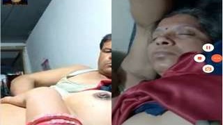 Desi wife shows off her big boobs to friend on video call