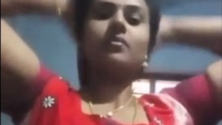 Kerala beauty flaunts her big boobs and desi pussy in solo video